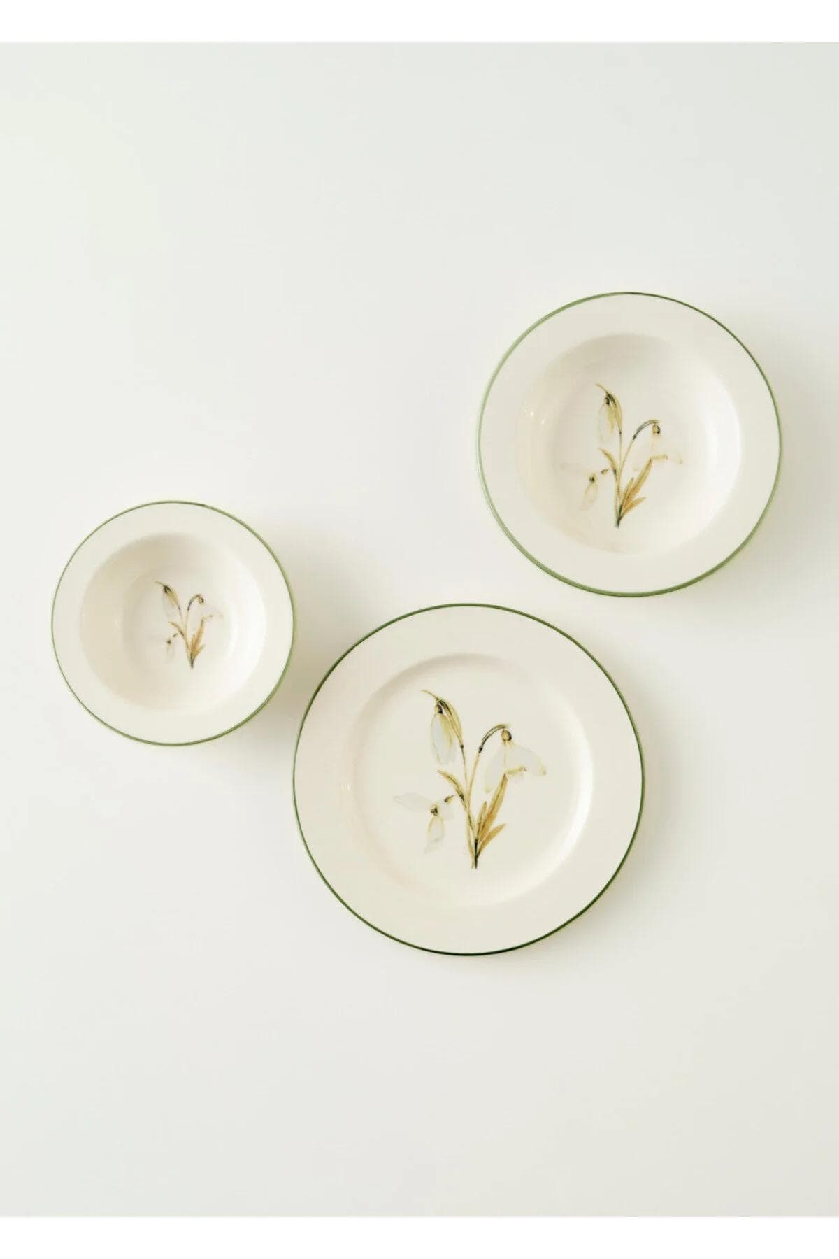 سرویس غذاخوری ۱۲ نفره Bella Maison مدل Garden Stoneware استونور - چندرنگ