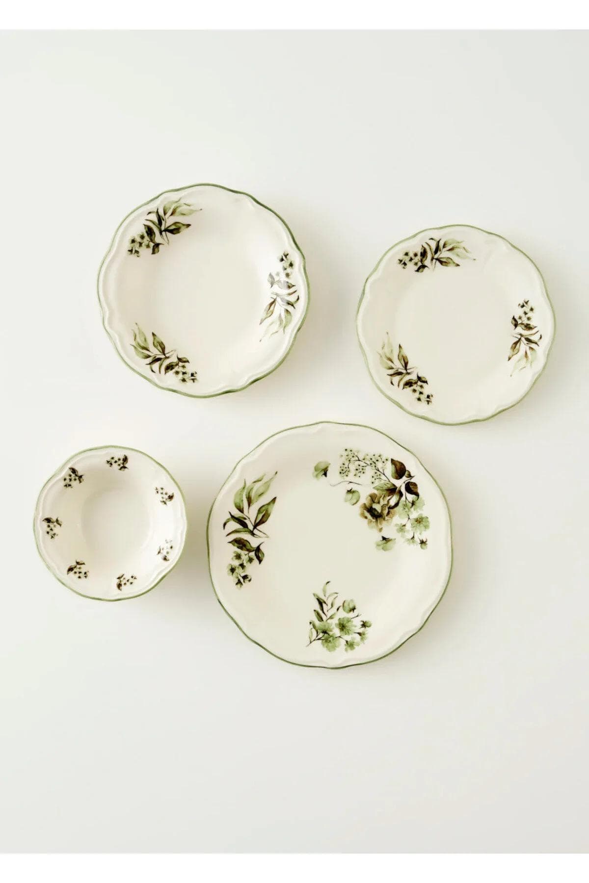 سرویس غذاخوری ۱۲ نفره Bella Maison مدل Julia Stoneware - سبز