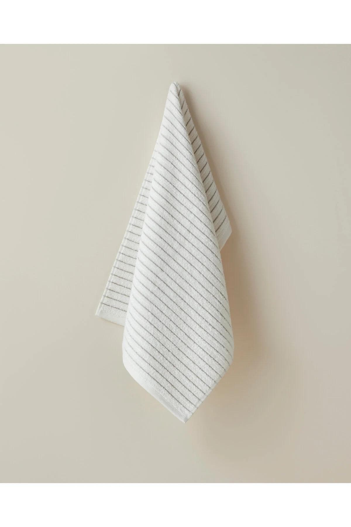 حوله صورت English Home مدل Soft Stripe پنبه - بژ