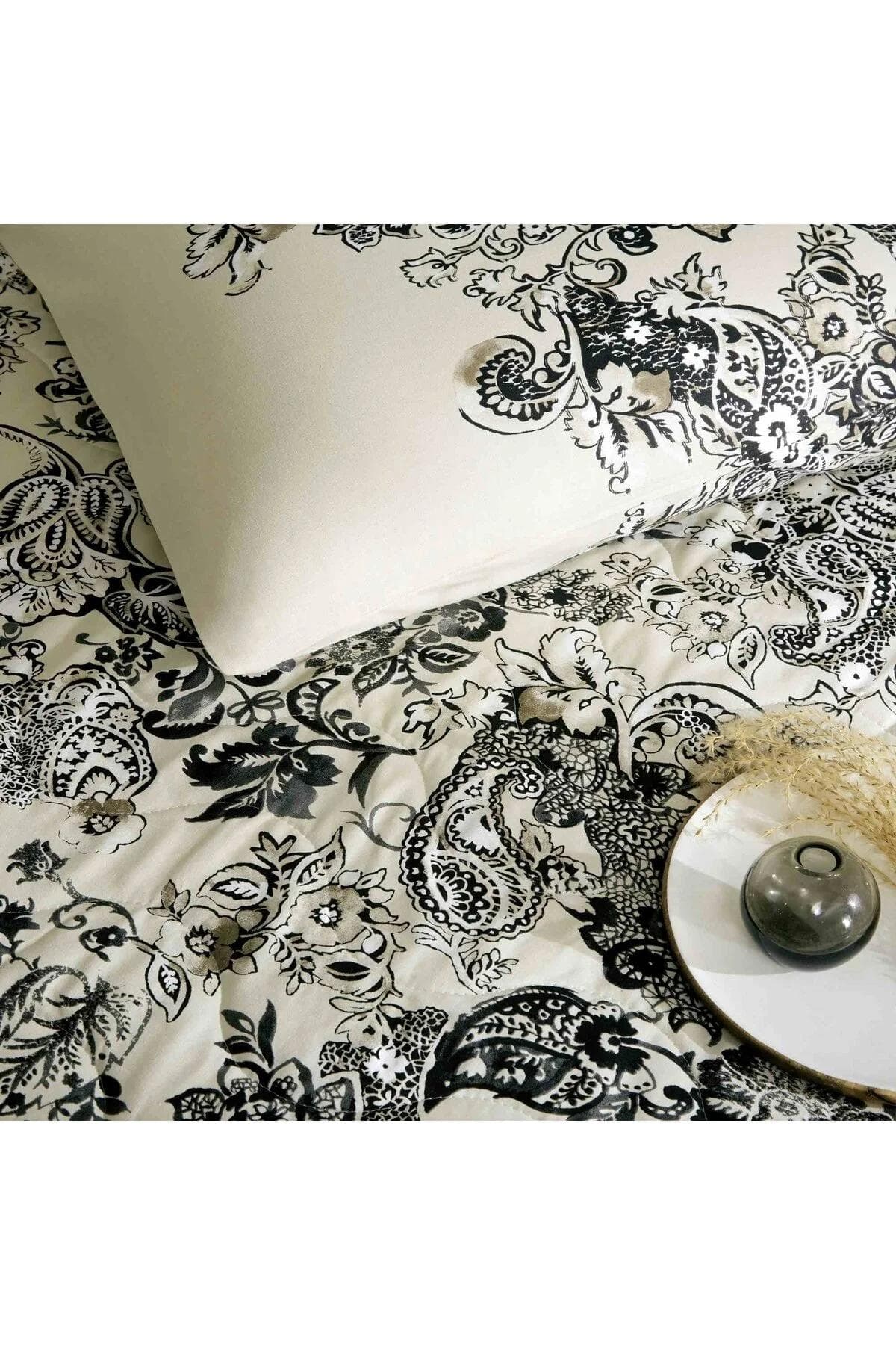 سرویس روتختی دو نفره Taç مدل Magie پنبهای - مشکی