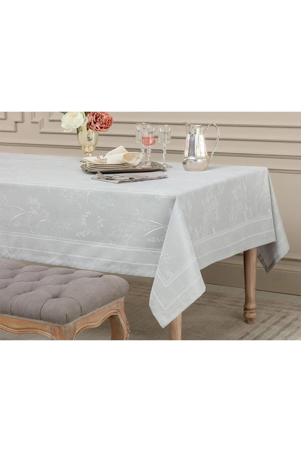 رومیزی Madame Coco مدل Lurie پلیاستر - طوسی