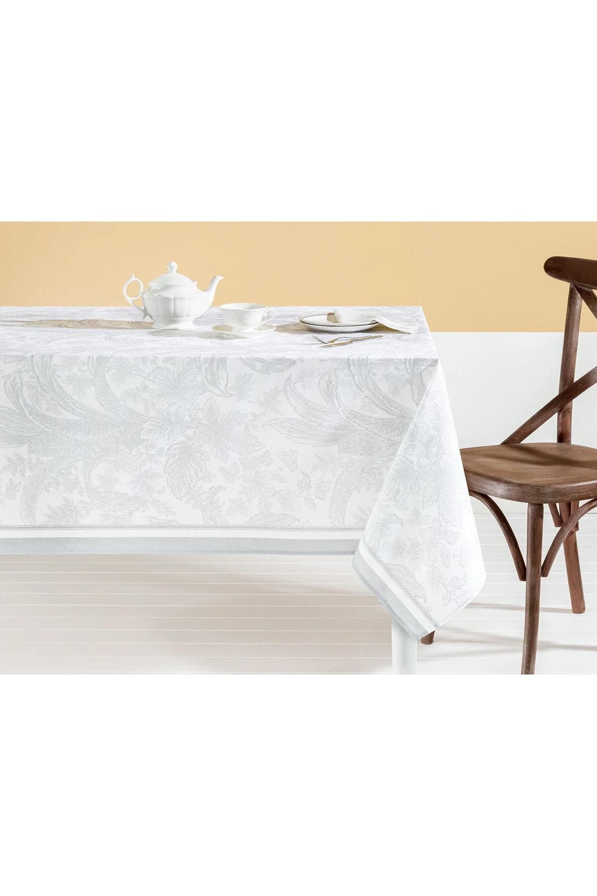 رومیزی Madame Coco مدل Bernice پلیاستر پنبهای - طوسی
