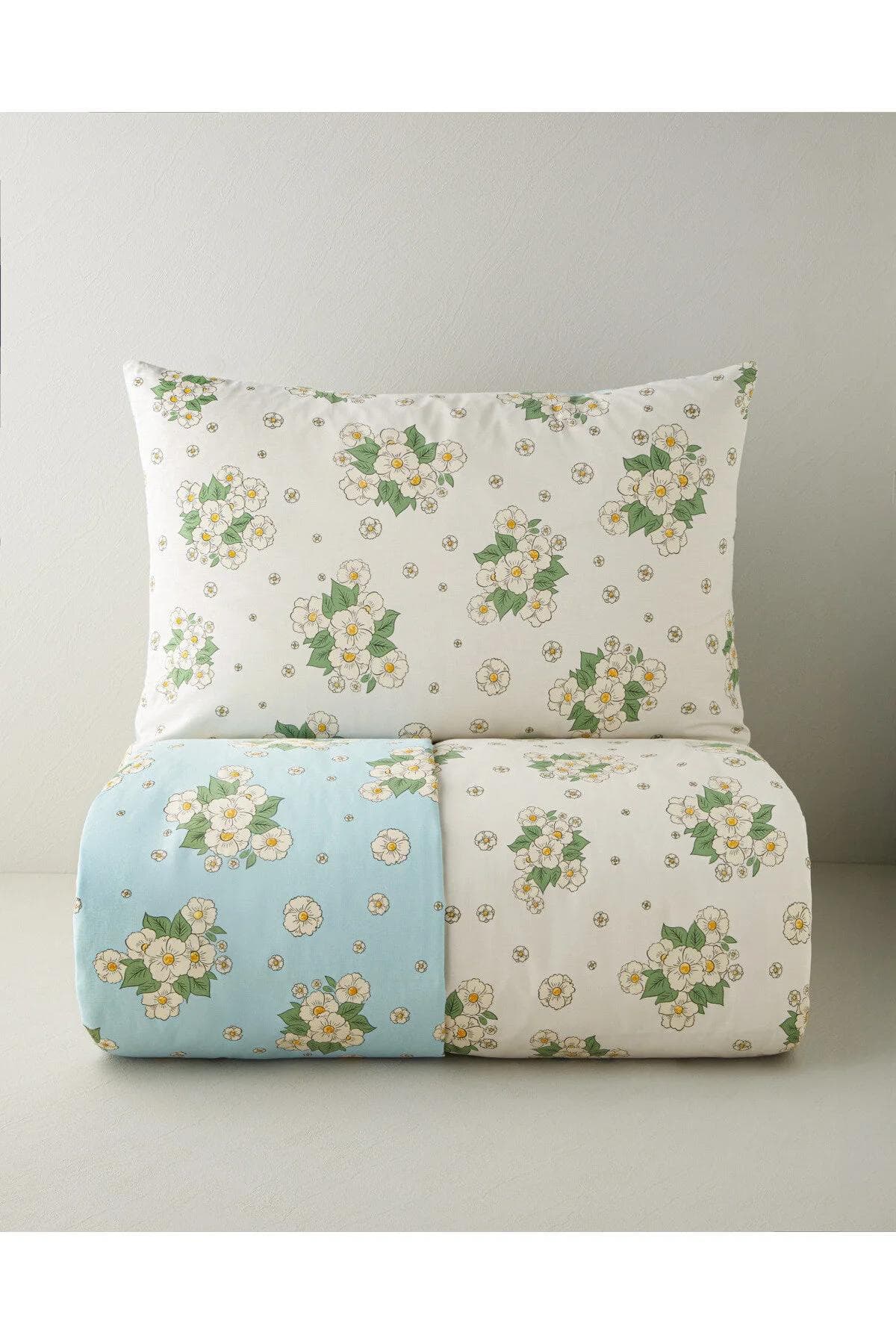 سرویس روتختی یک نفره English Home مدل Meadow Cottage پنبه - کرم - آبی