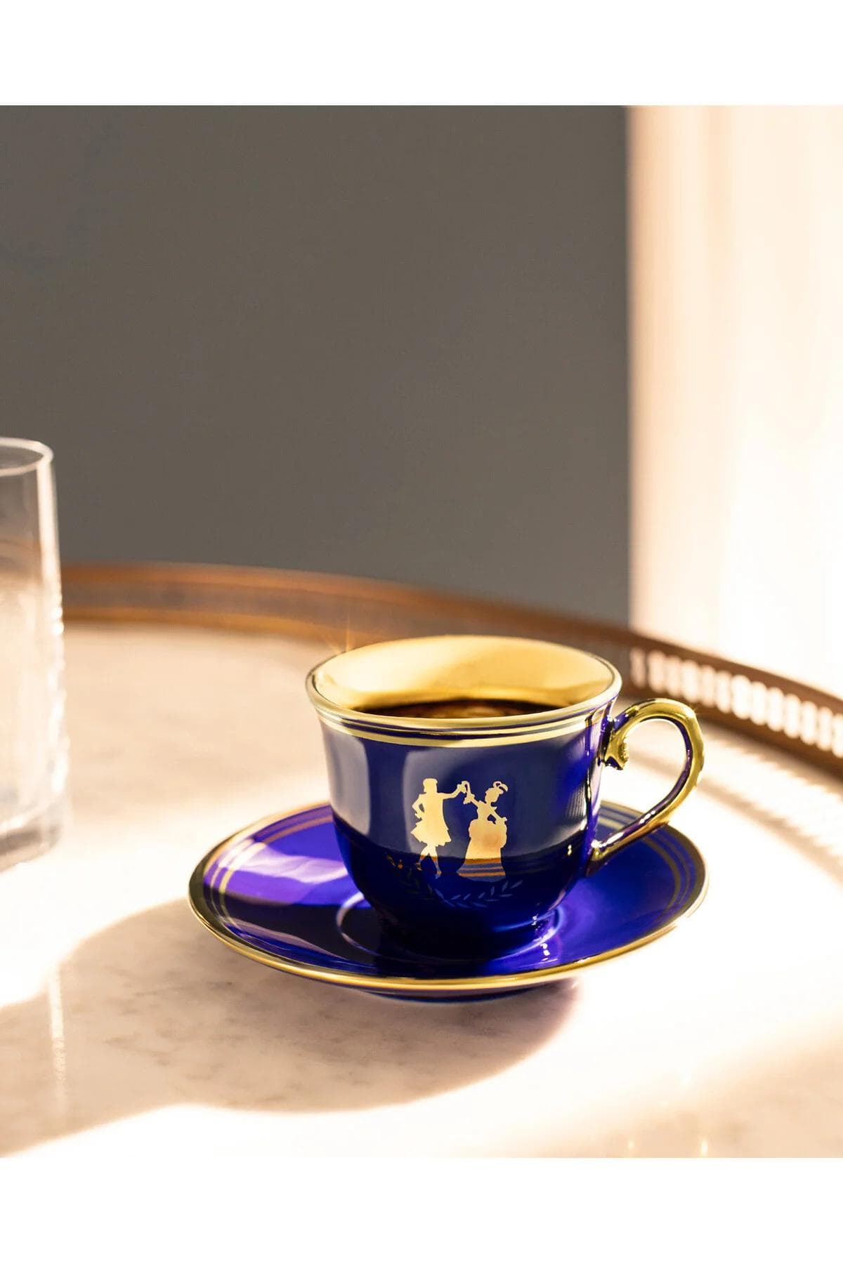 ست فنجان قهوه ۴ تکه Madame Coco مدل Mireille Bone China - چندرنگ